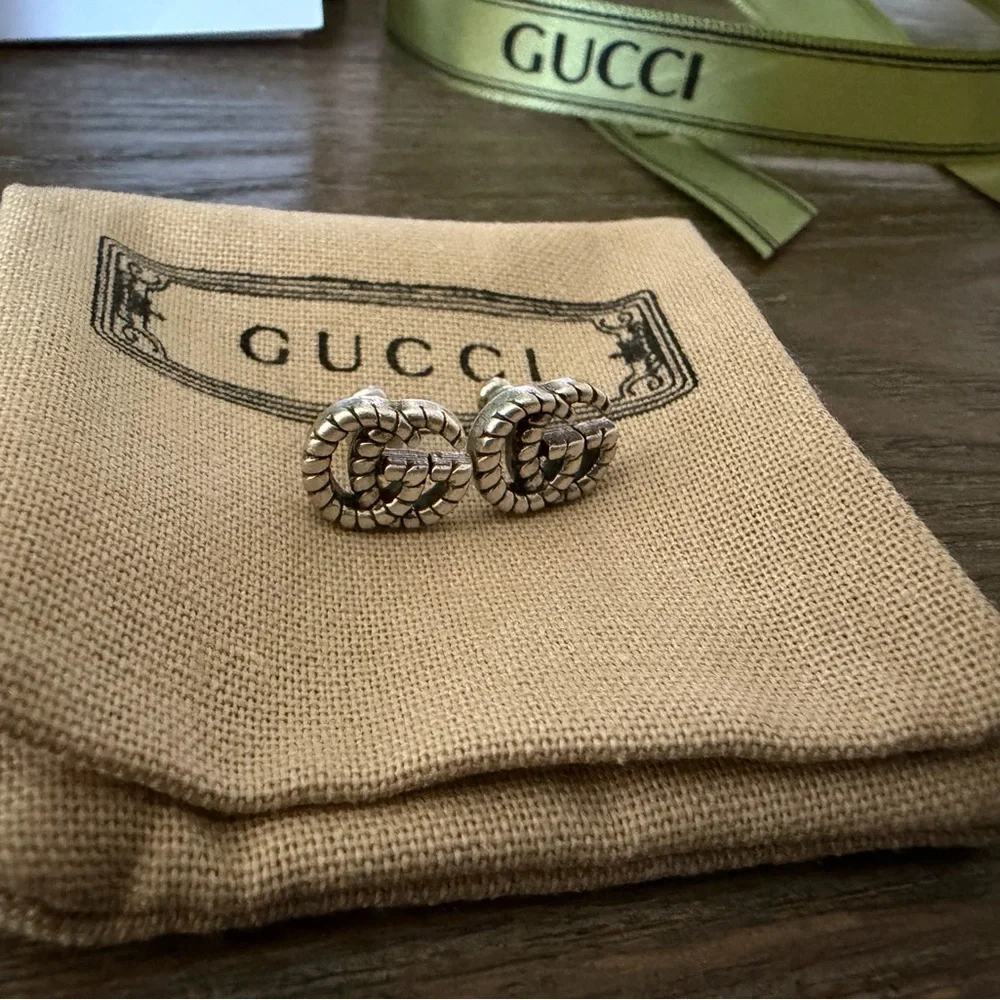 GG Silver Marmont Stud Earrings - Picture 3 of 6